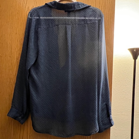 Old Navy-think button down blouse. - Picture 4 of 4